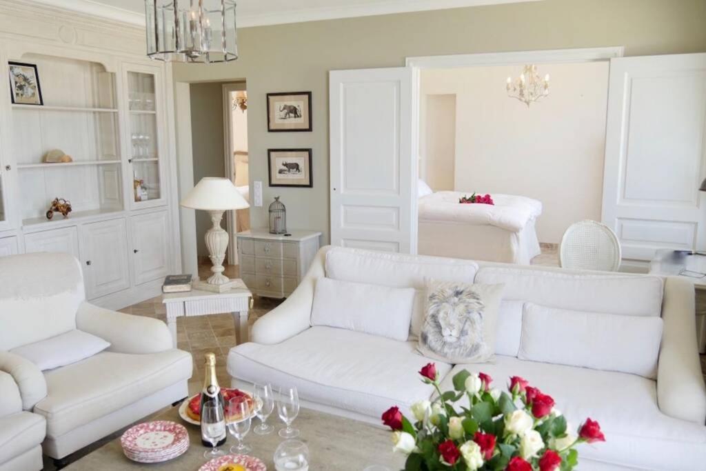 Bord De Mer - Ac, Wifi, Chic, Sea View, Beach 2 Minutes Walk Antibes Eksteriør bilde
