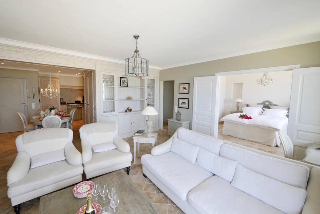 Bord De Mer - Ac, Wifi, Chic, Sea View, Beach 2 Minutes Walk Antibes Eksteriør bilde